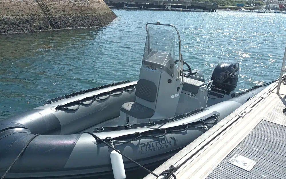 3d tender Patrol 550