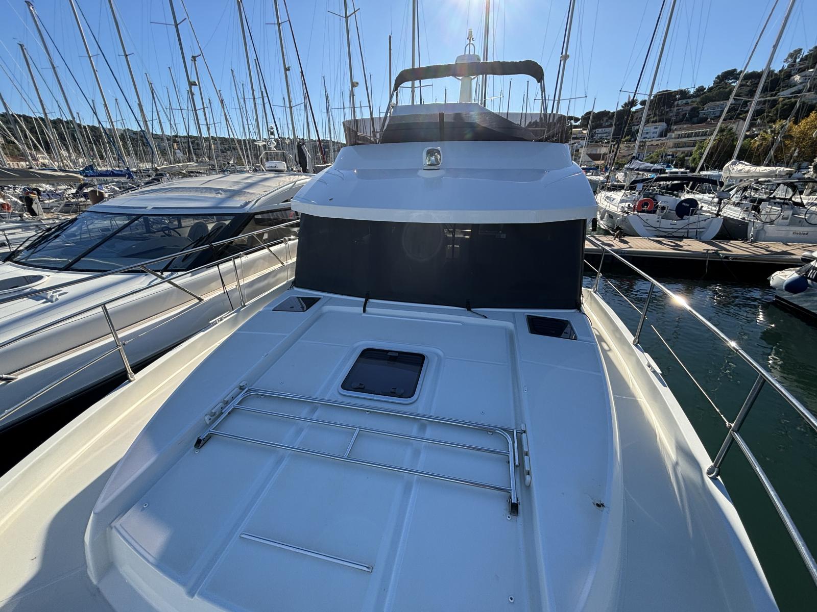 beneteau Swift trawler 41 fly