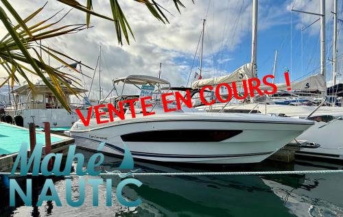 Jeanneau cap camarat 7.5 wa serie 2