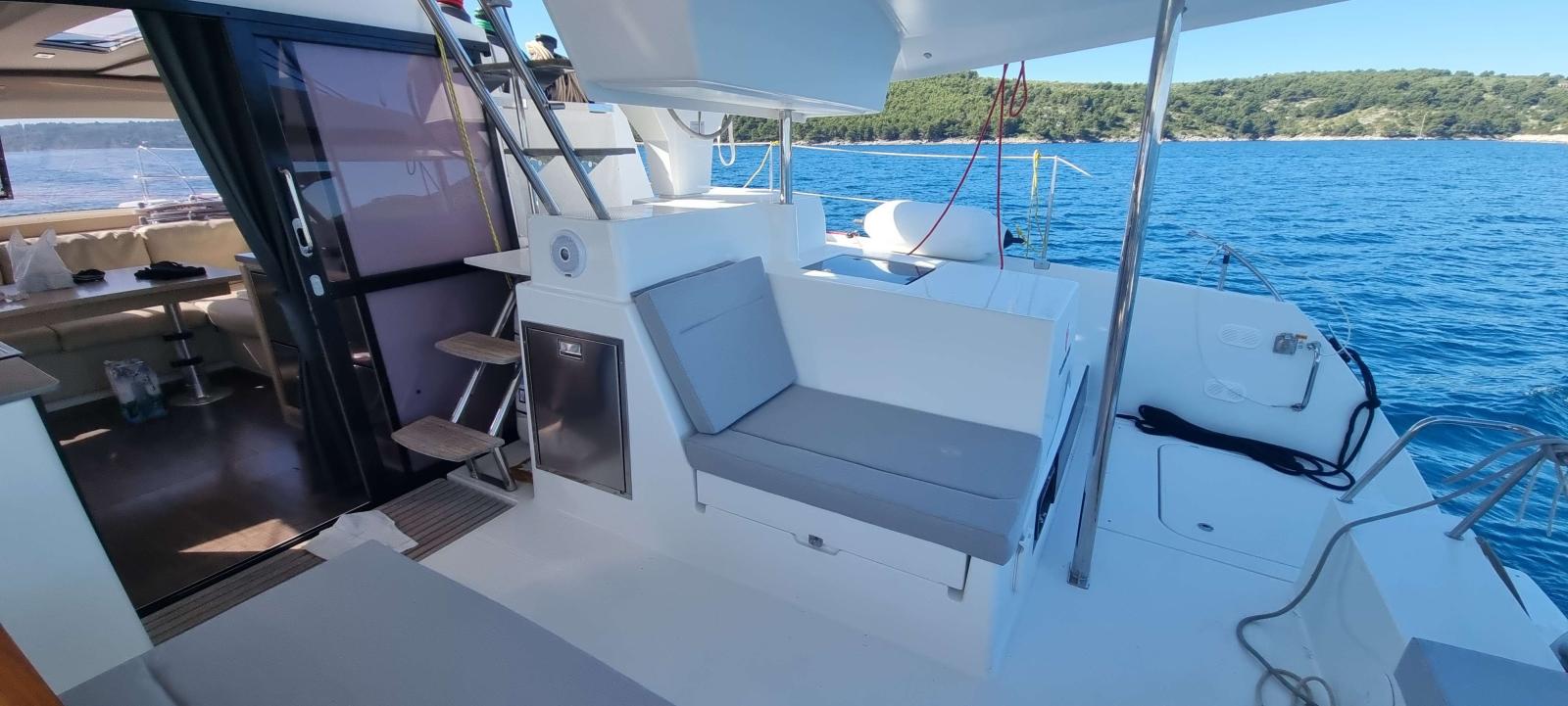 fountaine pajot Helia 44