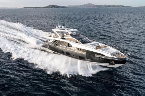 Azimut 27 grande - charter