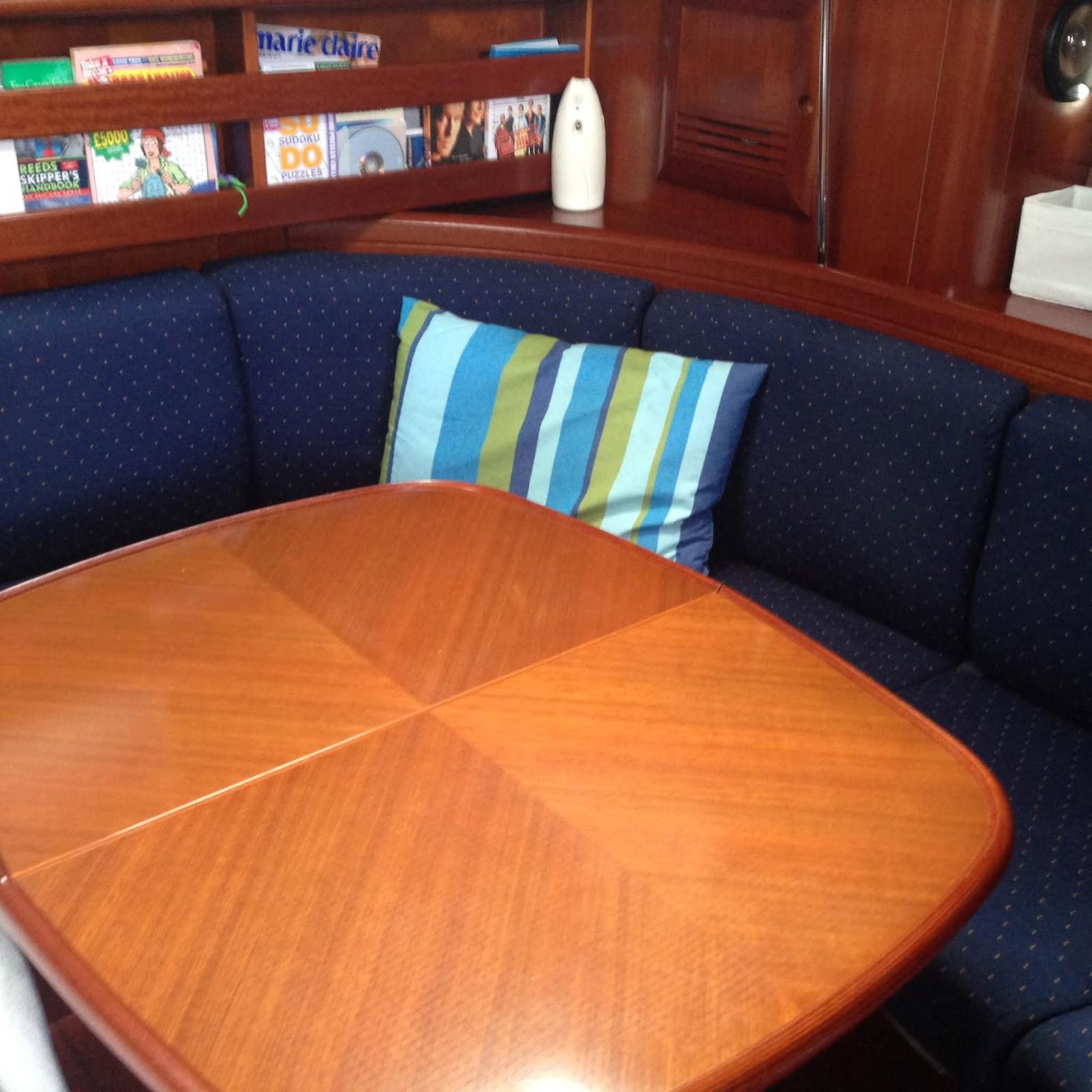 beneteau Benetau 411 celebration
