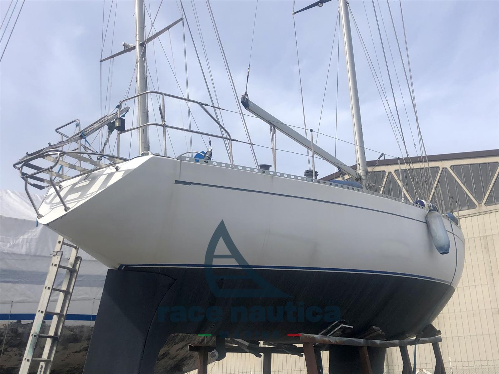 nautical fiberglass Orca 43