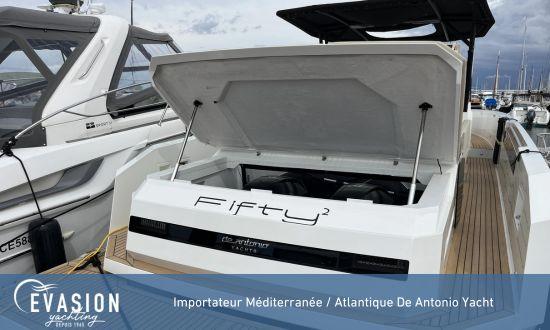de antonio yachts D36