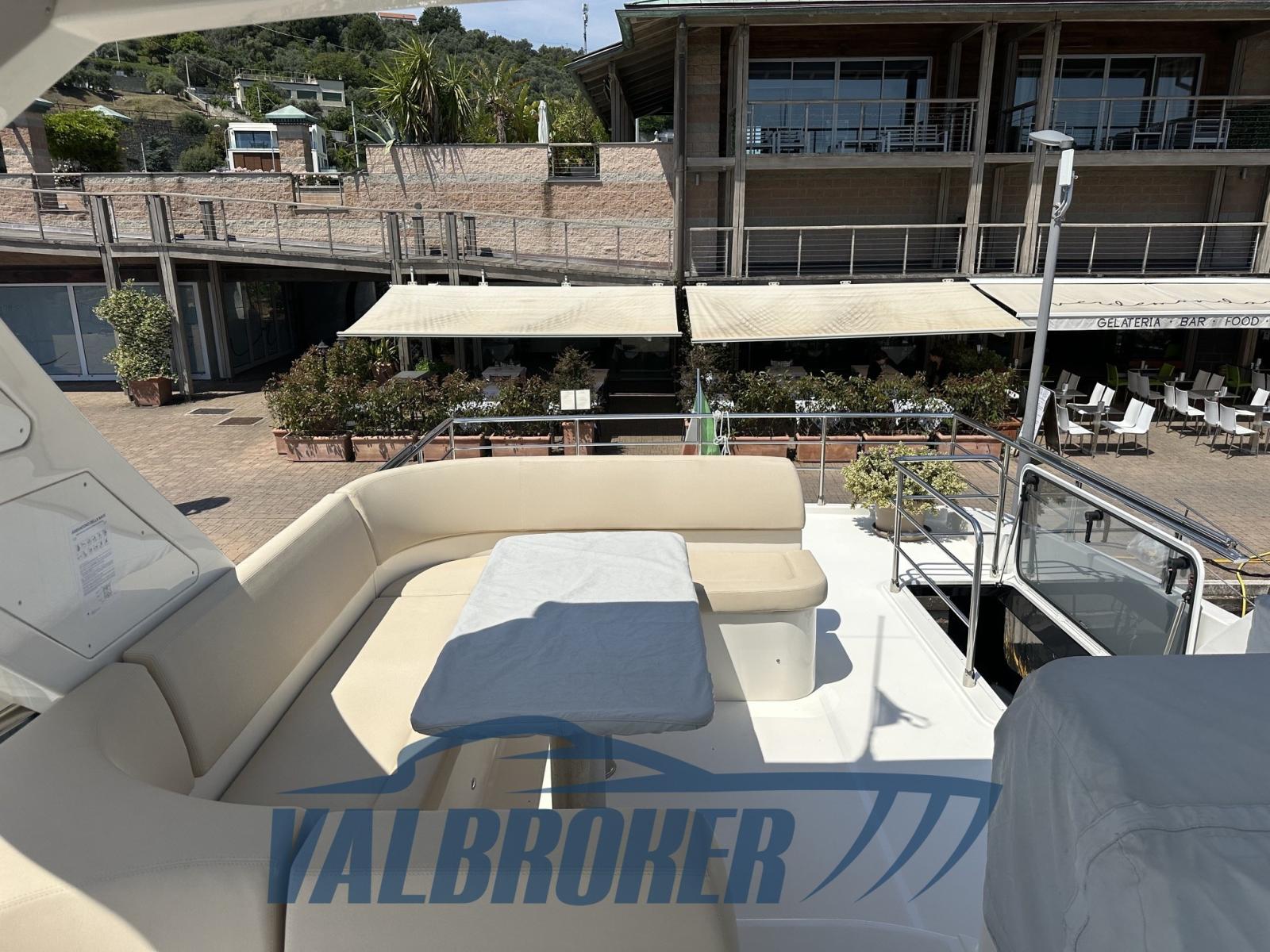 absolute Navetta 52