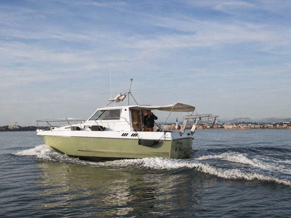 beneteau Antares 860