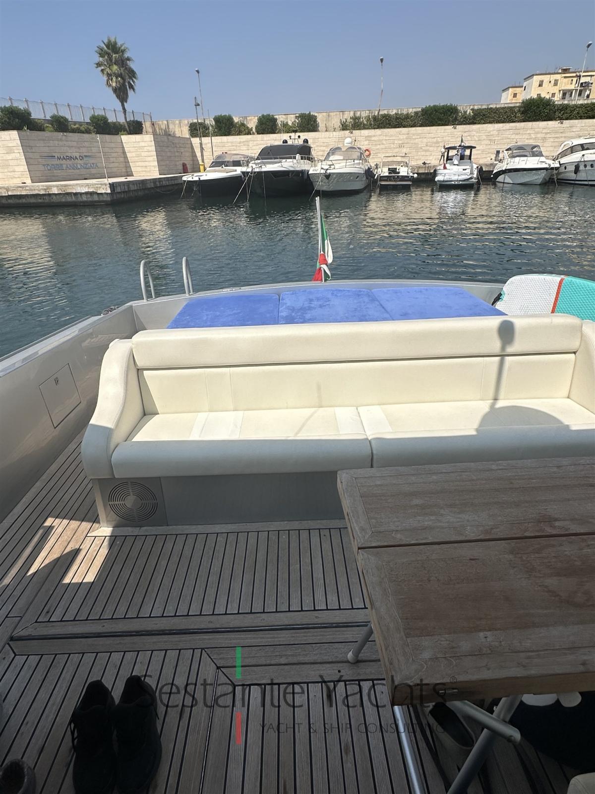 magnum marine Magnum 53' sport