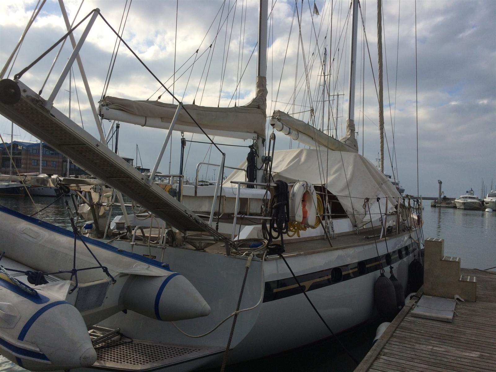 benetti sail division Motoveliero