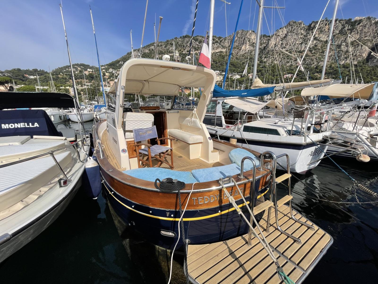 apreamare 8 smeraldo cabinato