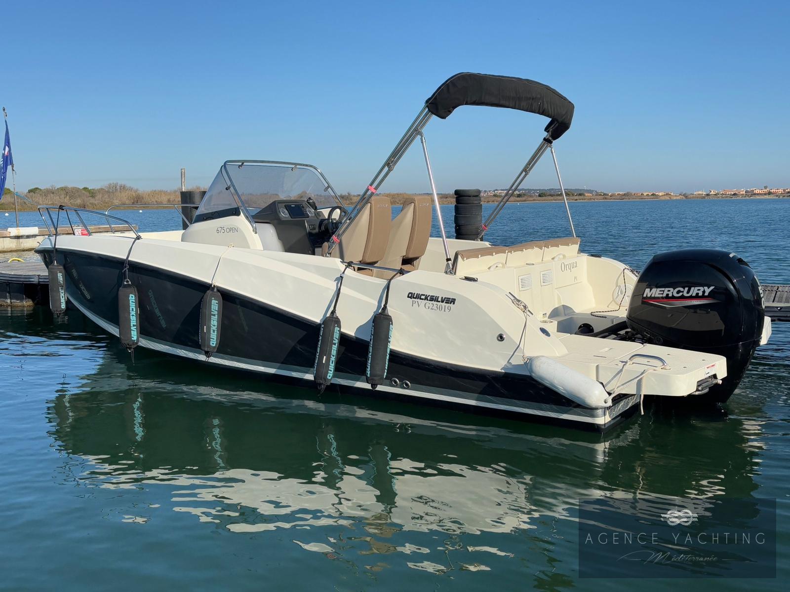 quicksilver Activ 675 open
