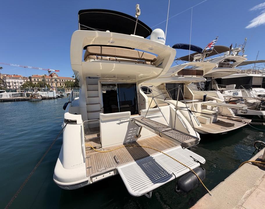 azimut 43 fly