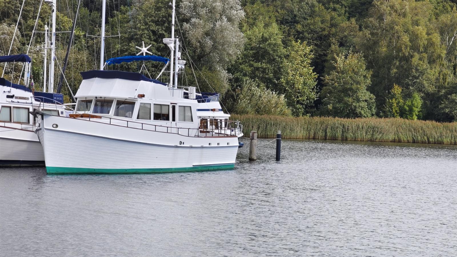 american marine Grand banks 48 my