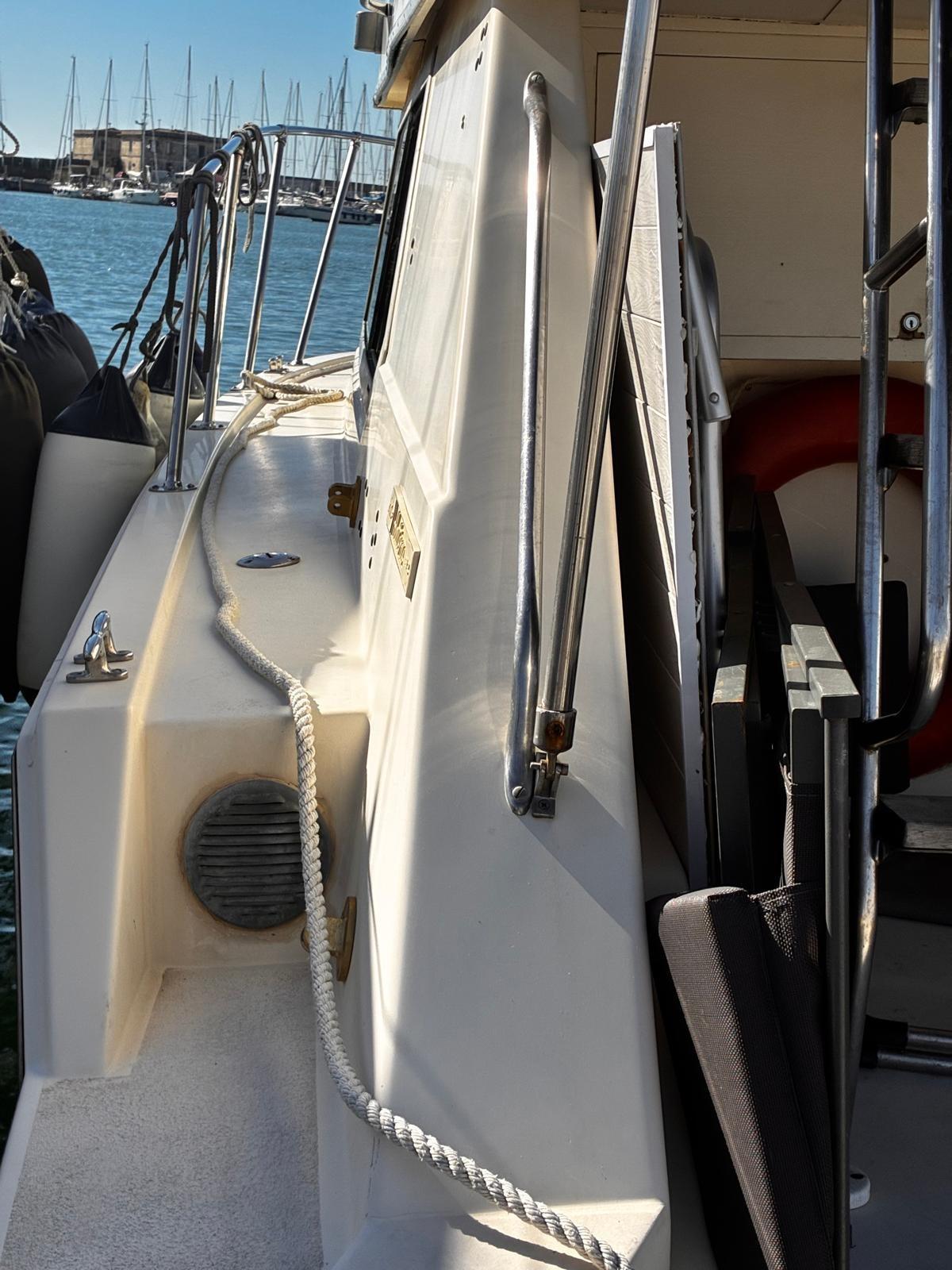 hatteras 32 sport fisherm.