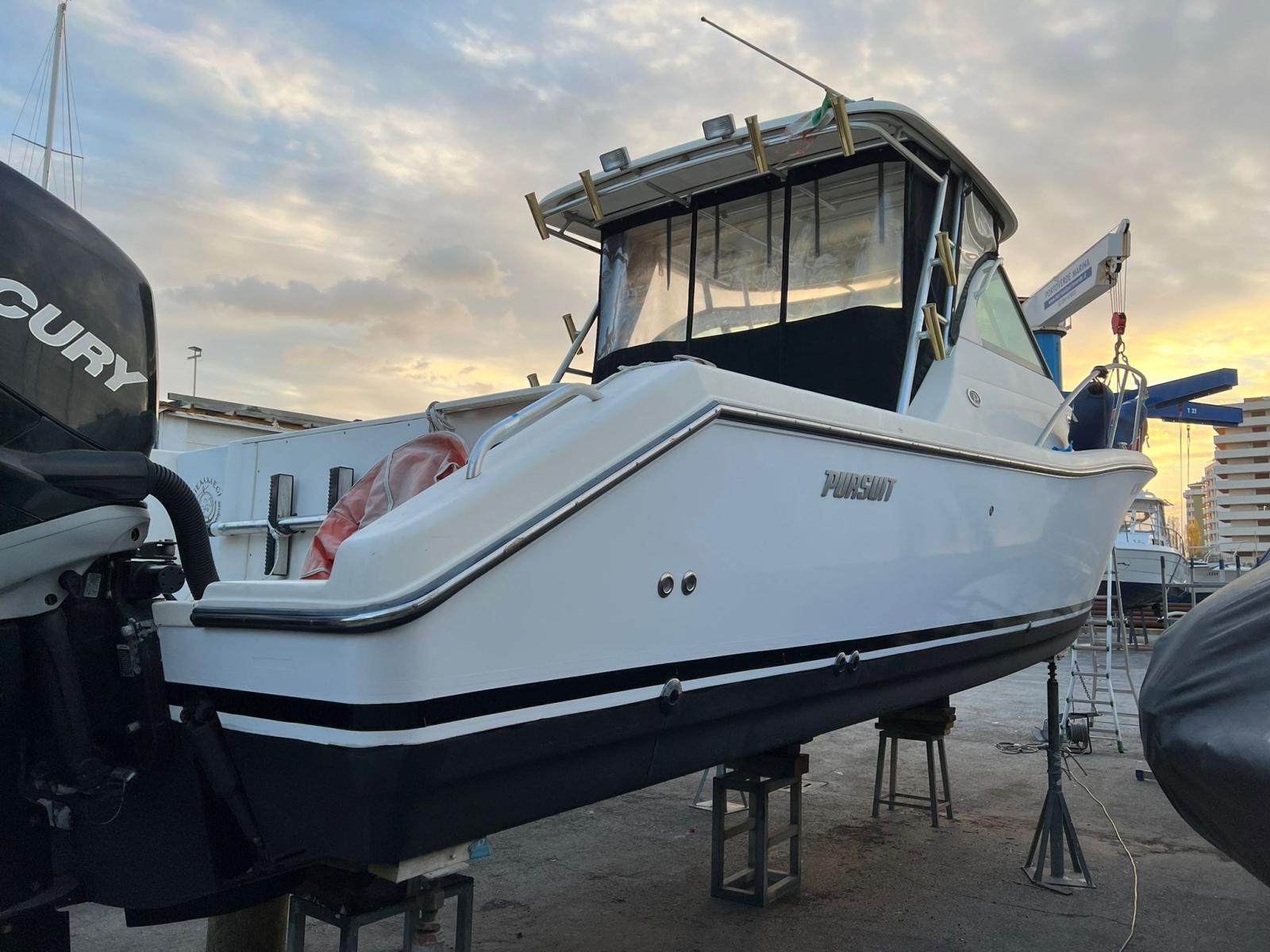 pursuit Os 335 offshore