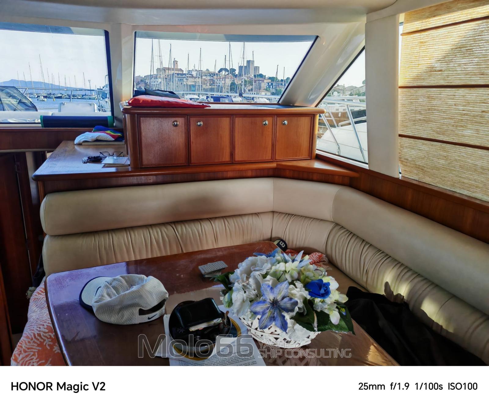 riviera marine 47 g2 flybridge