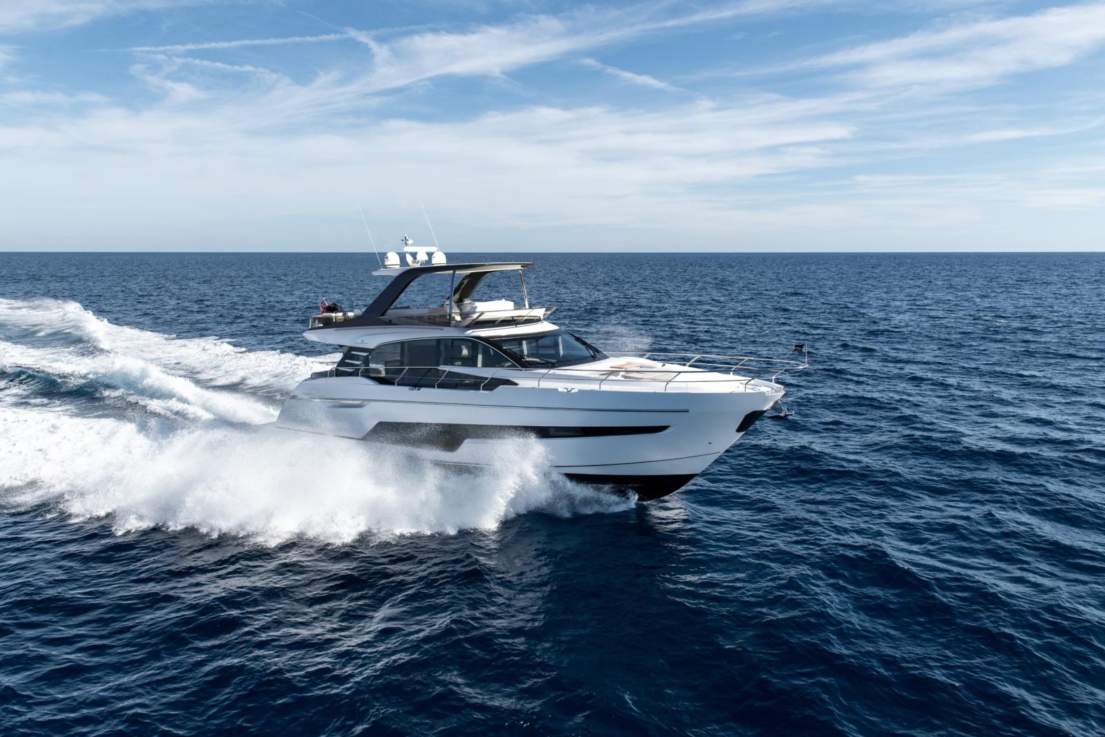 fairline Squadron 68