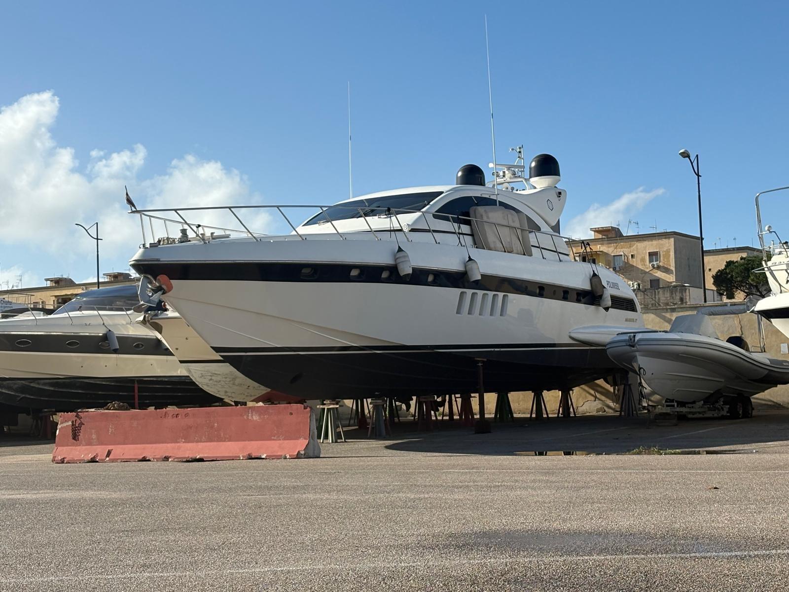 overmarine Mangusta 72 open
