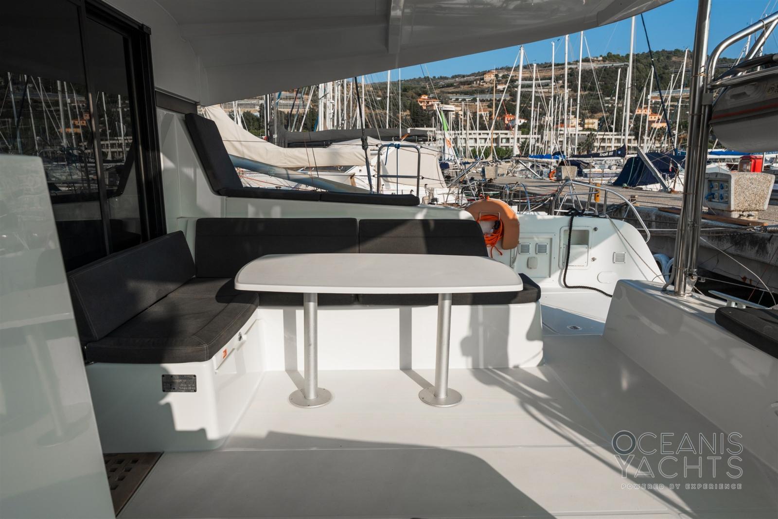 lagoon Lagoon 42