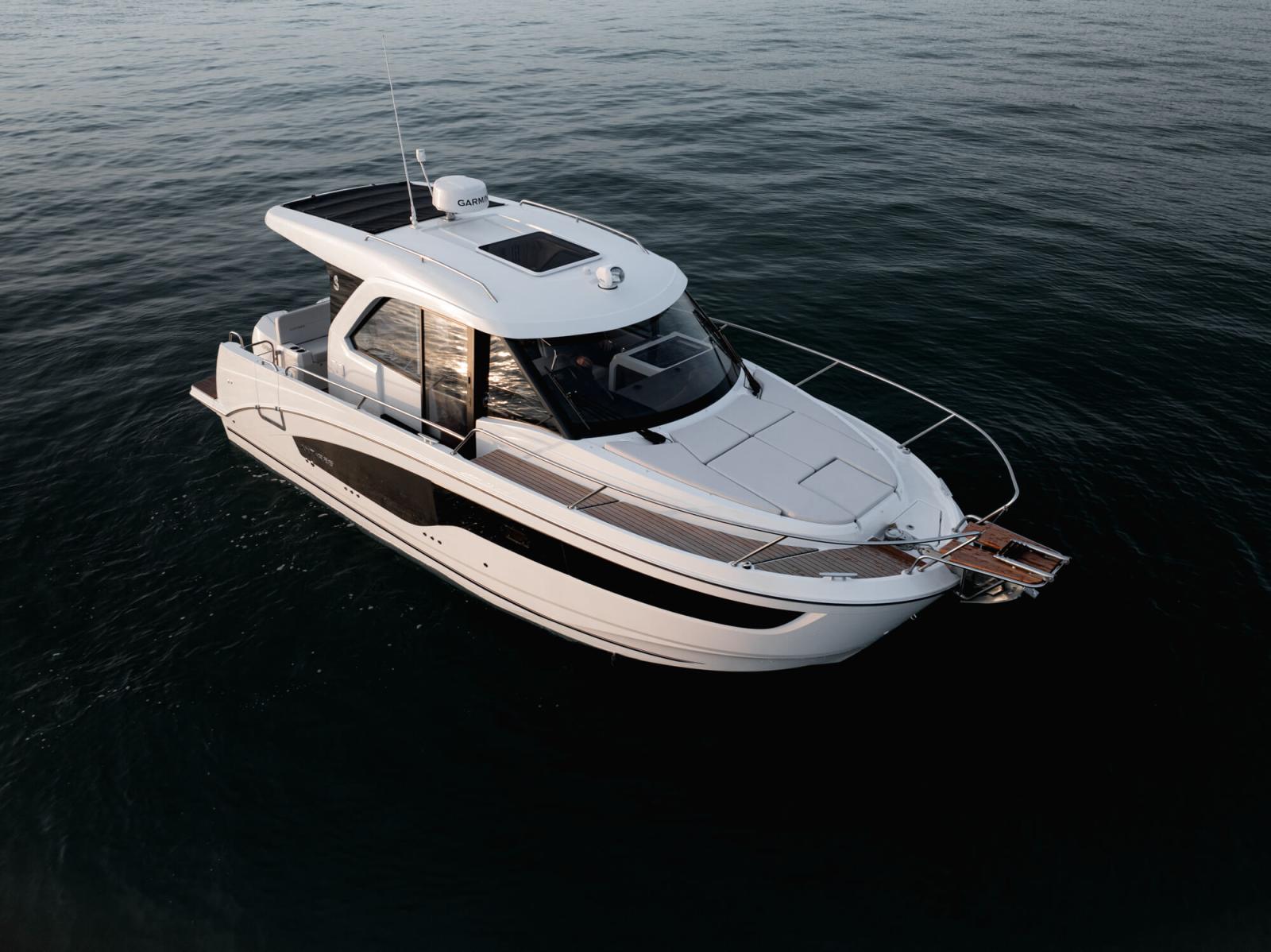 beneteau Antares 9 v2