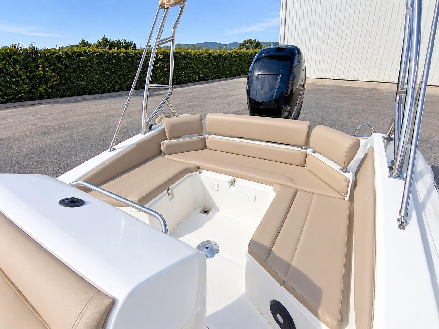 black fin Elegance 8
