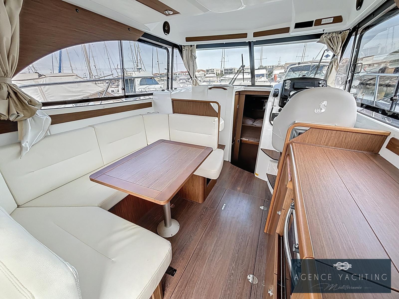 beneteau Antares 30