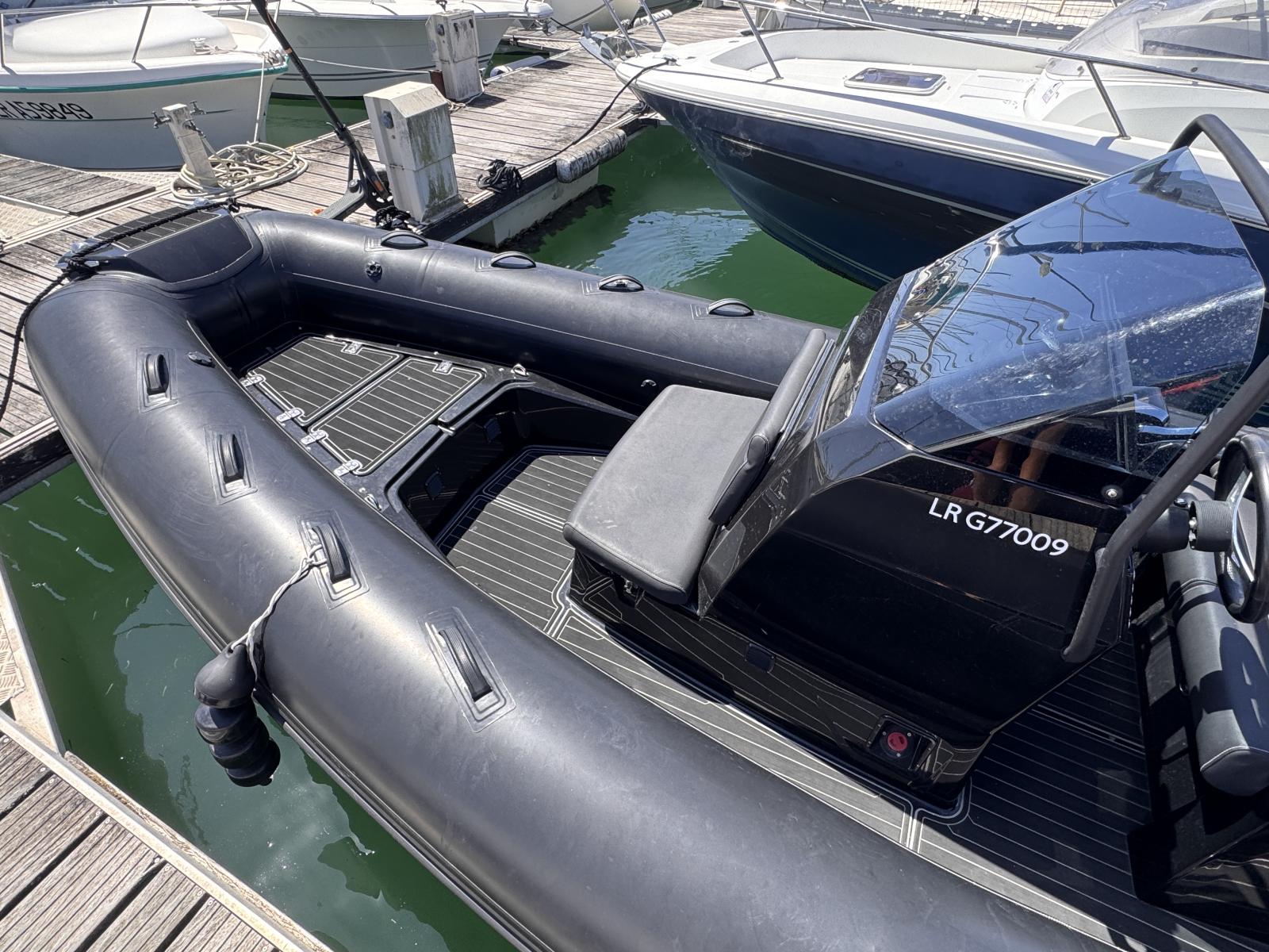 brig Eagle 6.7 hypalon