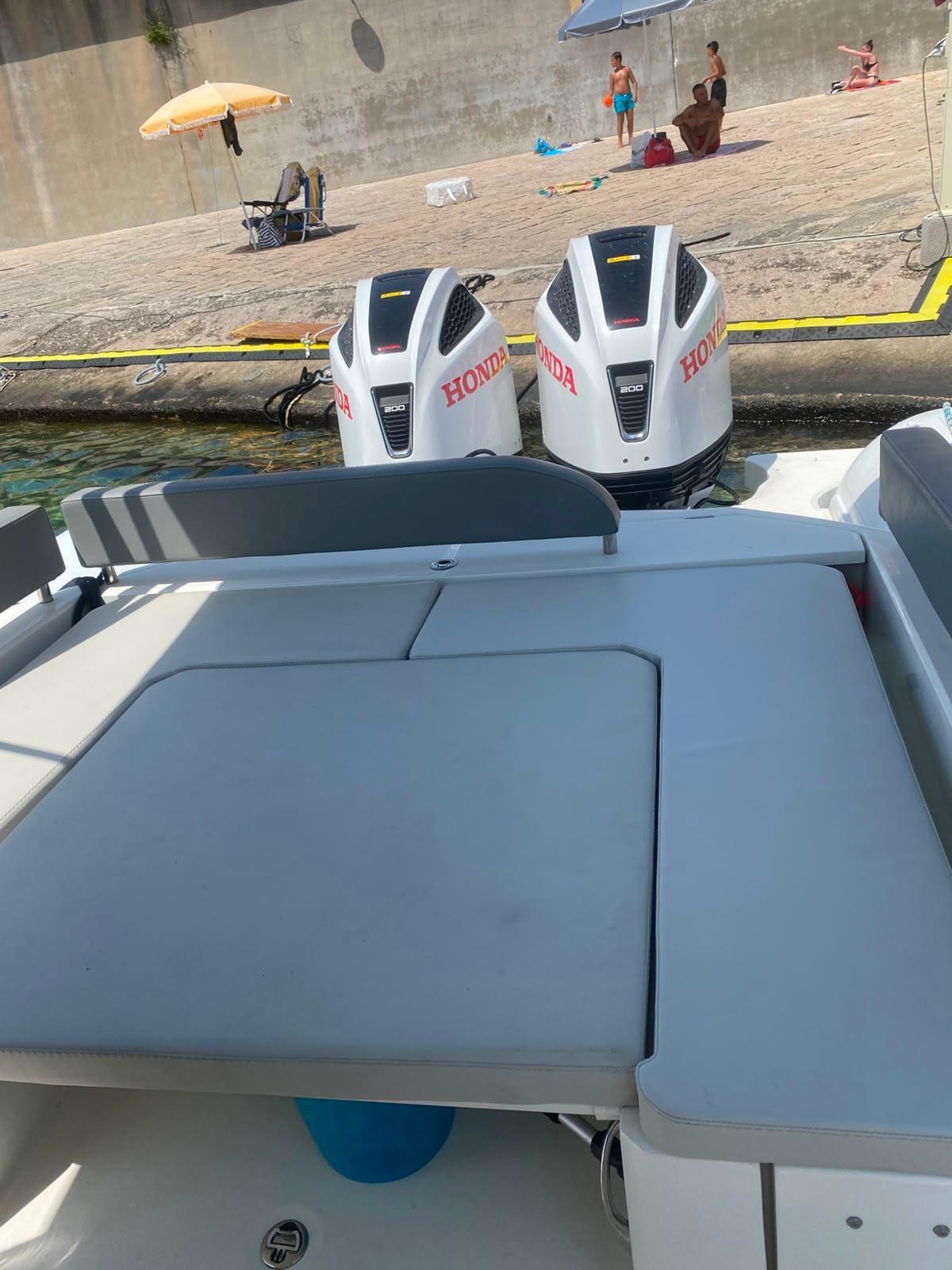 altamarea Discovery 28
