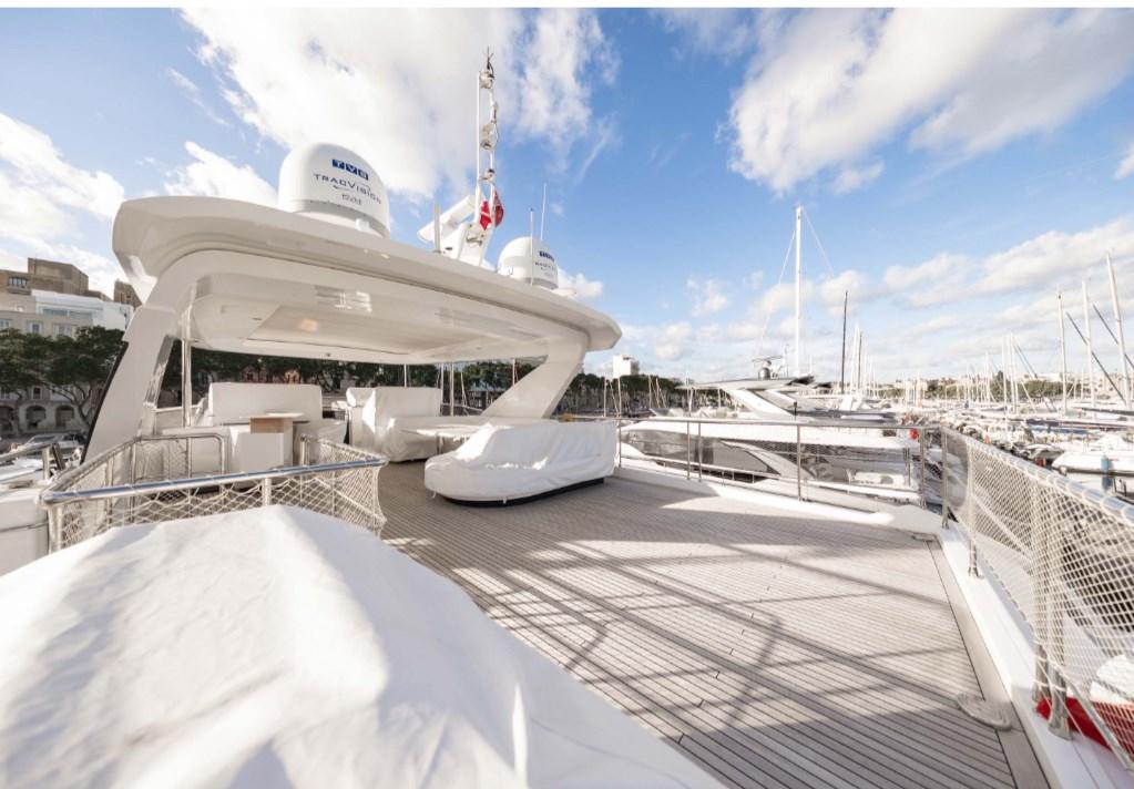 azimut Grande 27 metri