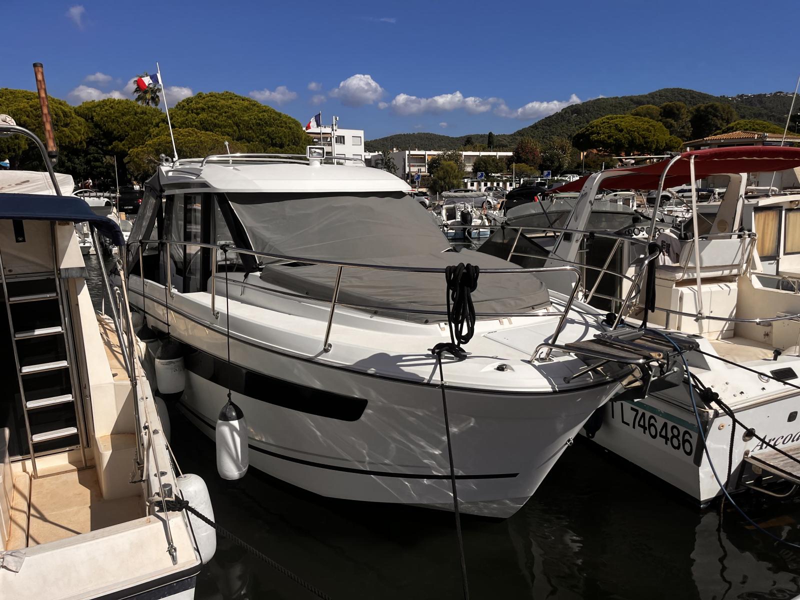 jeanneau Merry fisher 895
