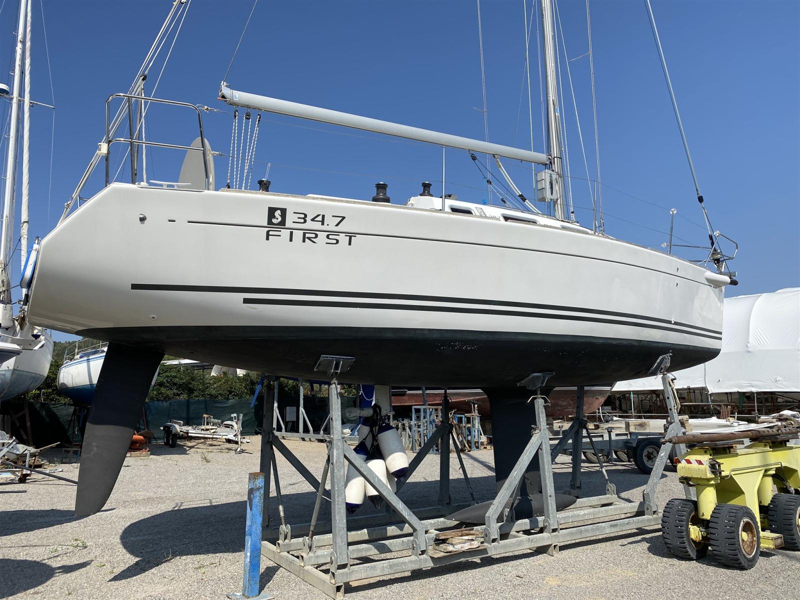 beneteau First 34.7