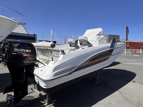 Beneteau flyer 6 space deck