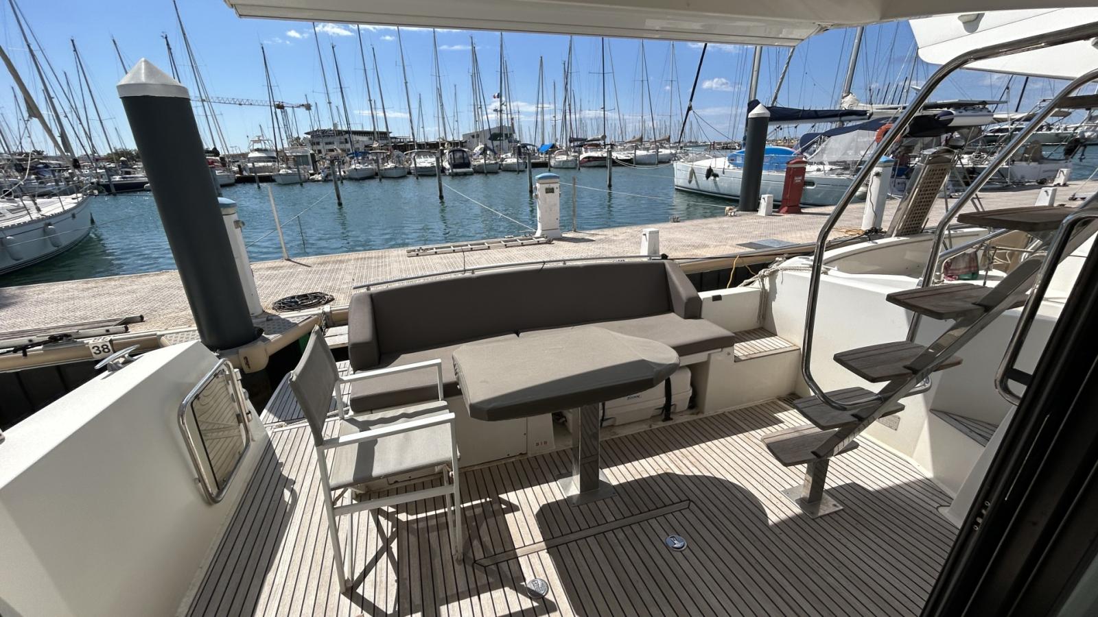 jeanneau Prestige 420 fly