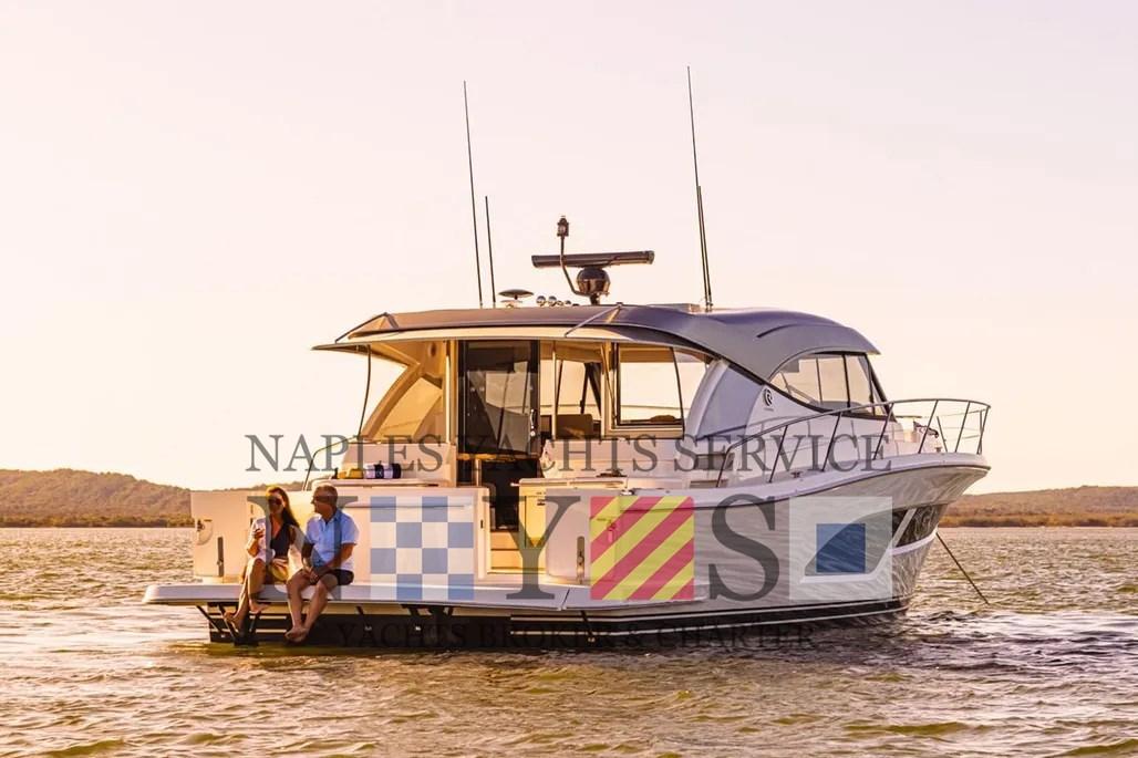 riviera marine 465 suv