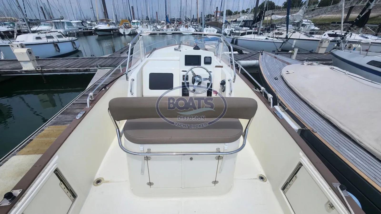 rhea marine Rhea 23 open avec remorque