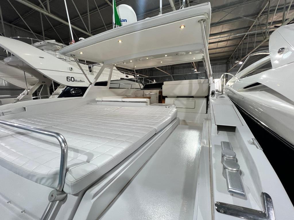 ferretti yachts Altura 47 open