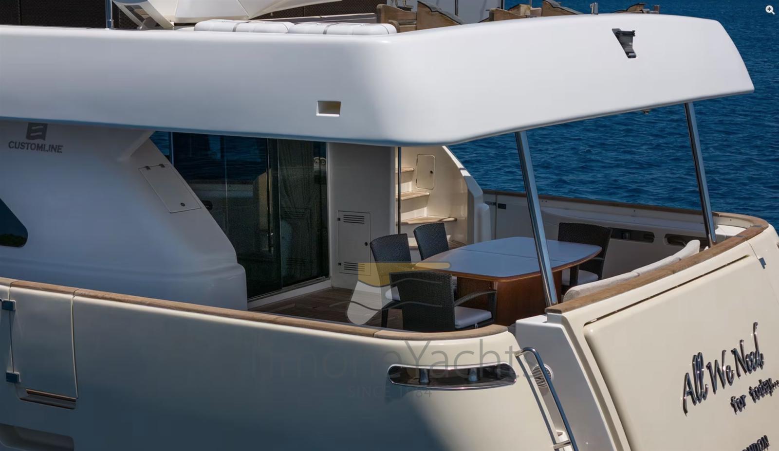 custom line Navetta 26