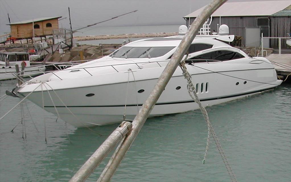 sunseeker Predator 82