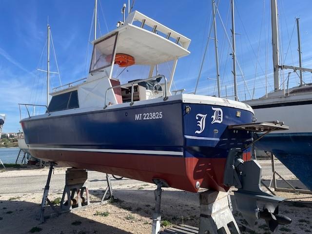 cn plasti bateaux VEGA 720
