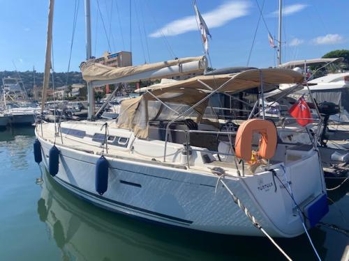 Dufour yachts 405