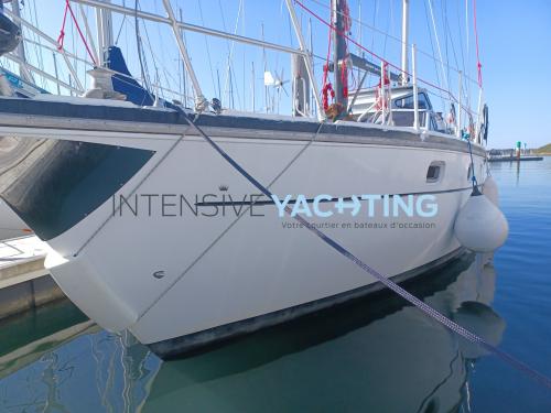 Ferretti yachts altura 42