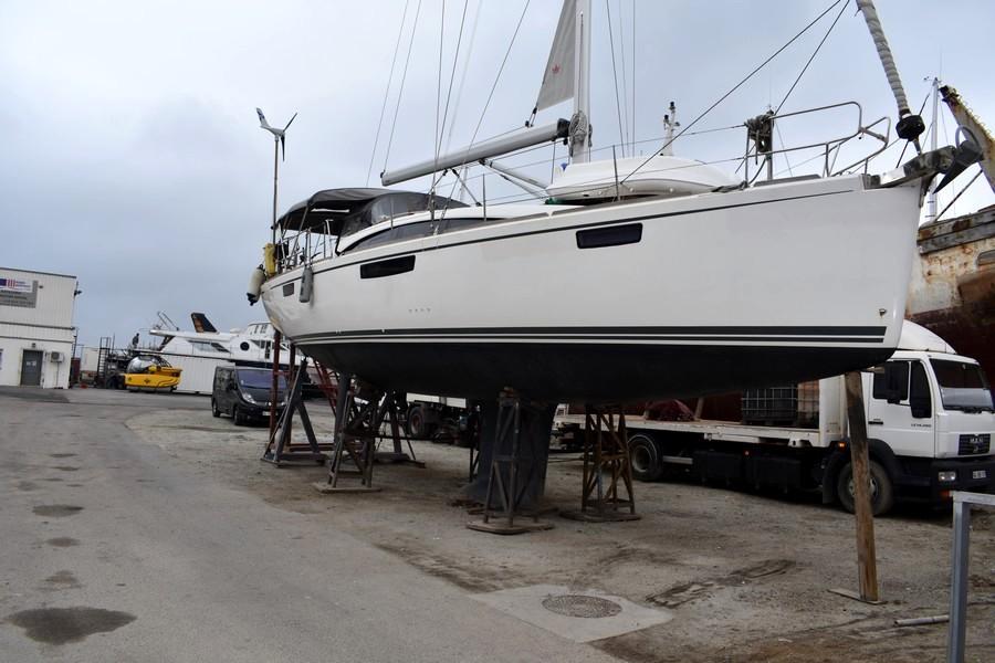 bavaria yacht Vision 42