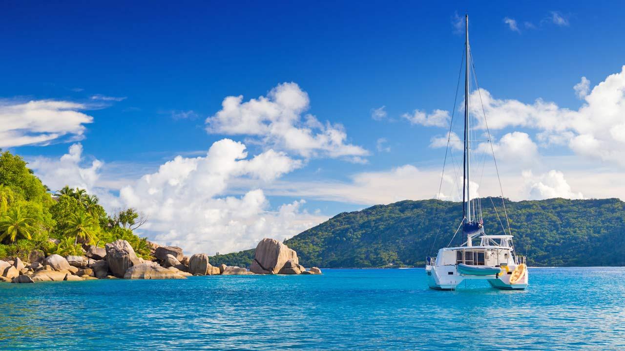 Try before you buy: why chartering a sailboat has become an essential step