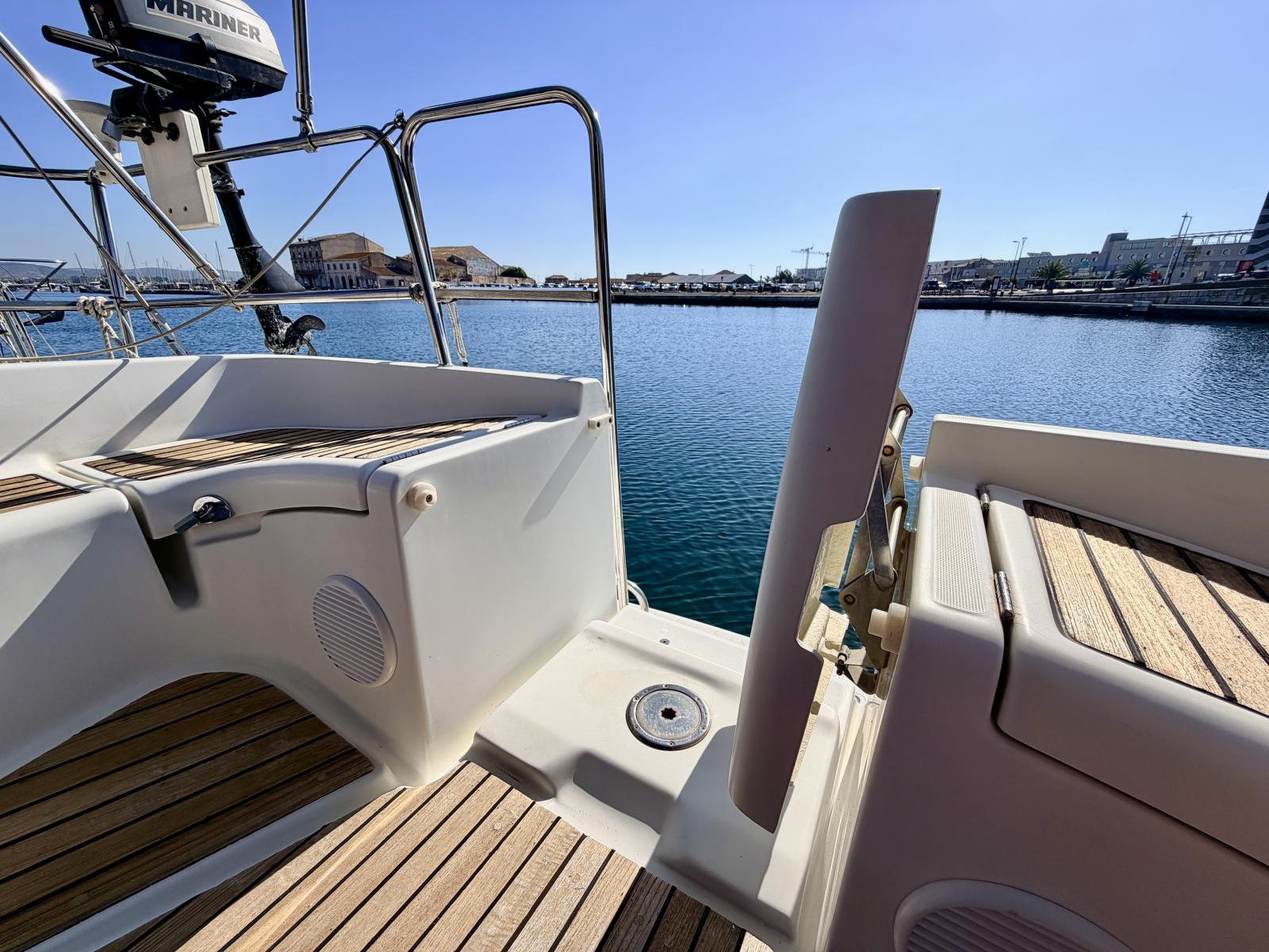 beneteau Oceanis Clipper 393