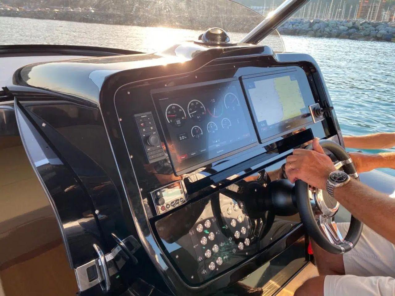 Vitech Marine SACS Strider 15